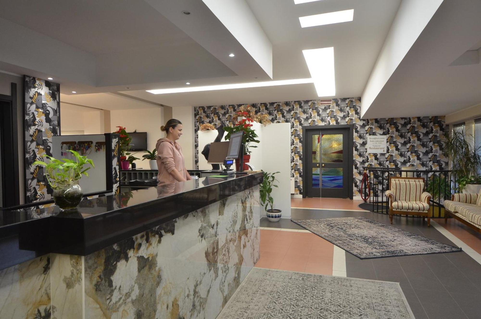 绿色酒店汽车旅馆 维尔吉亚泰 外观 照片